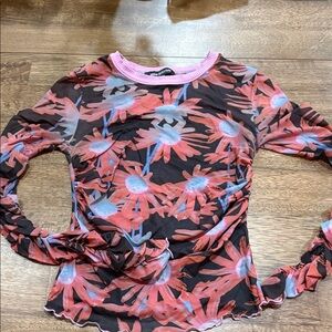 Urban Outfitters Sheer Top. Floral. Daisies. Large. Stretchy